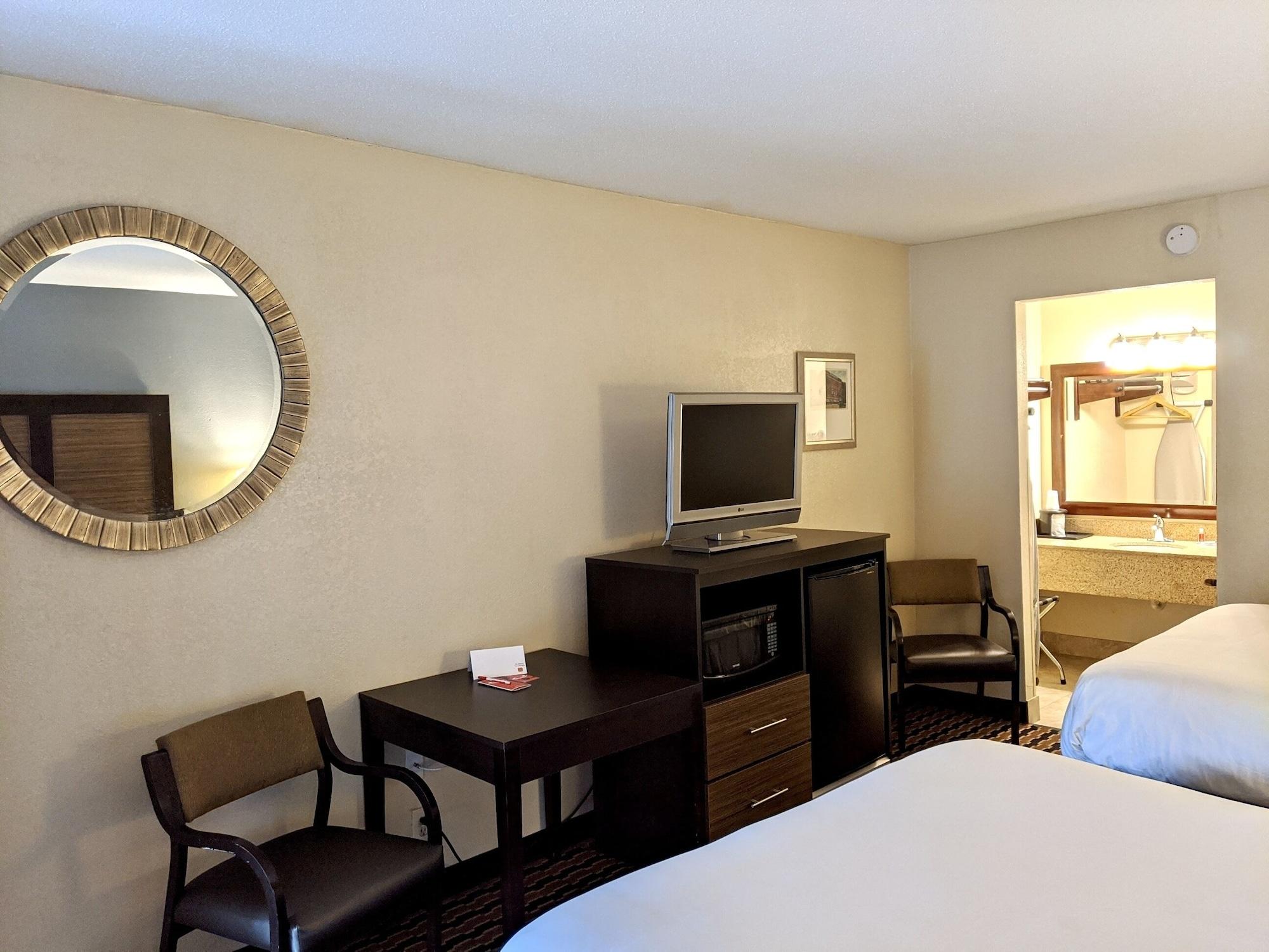 Econo Lodge Forest City Buitenkant foto