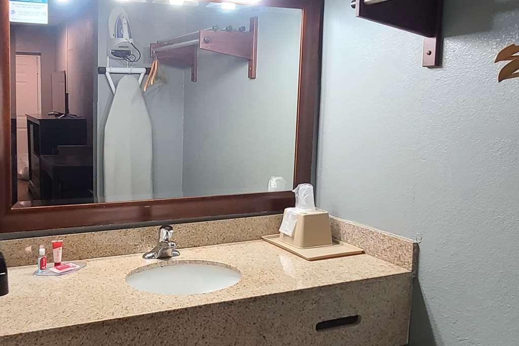 Econo Lodge Forest City Kamer foto